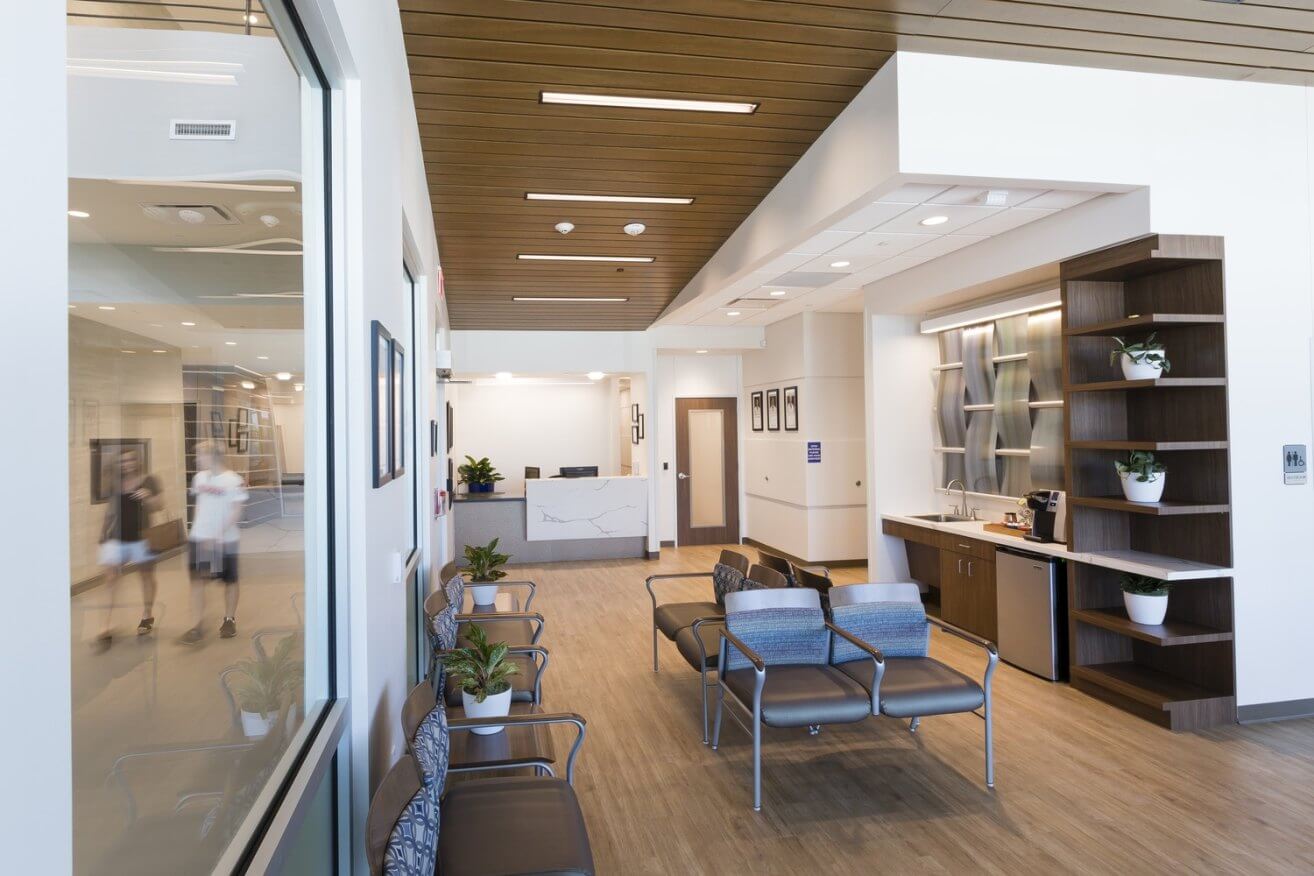 Spine Team Texas Medical Office Building and Ambulatory Surgery Center